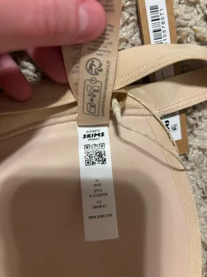 SKIMS TRIANGLE FRONT CLOSE SUPER PUSH-UP BRA Size 40C  thumbnail 8