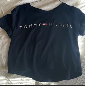 Tommy Hilfiger Baby Tee thumbnail 2