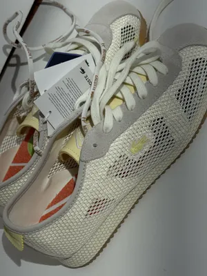 NWT FP Movement Lacoste Women’s Cream & Yellow Mesh Suede Club Low Sneakers thumbnail 8