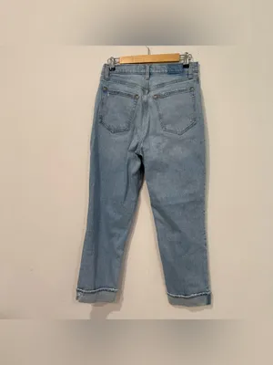 Abercrombie & Fitch Curve Love High Rise 90’s Straight Jean Light Cuffed Hem 29 thumbnail 7