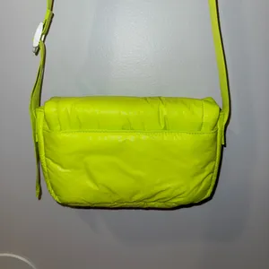 UGG Women's Dalton Crossbody Nylon Handbag‎ Purse - Key Lime thumbnail 3