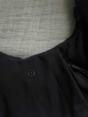 Lululemon Pleated Shoulder Bag 10L thumbnail 6
