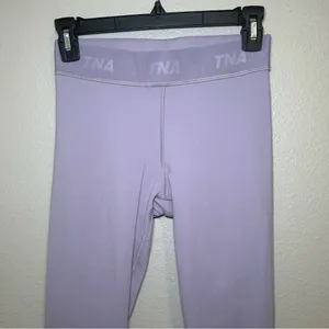 Aritzia TNA Purple Logo Mid Rise 7/8 Leggings Women’s Size Small thumbnail 3