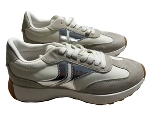 Steve Madden Kendrix Athetic-Fit Jogger Sneakers Women's SZ 11 Silver Taupe NWT thumbnail 1