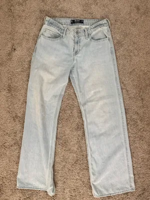 Low-Rise Hollister Jeans thumbnail 1