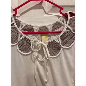 Anthropologie Deletta Womens Large White Scalloped Petal Collar‎ Tie Neck Tee L thumbnail 3