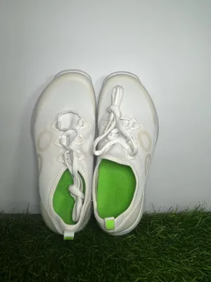 OOFOS Lightweight Comfort Shoes White Cream Women’s Size 5 thumbnail 5