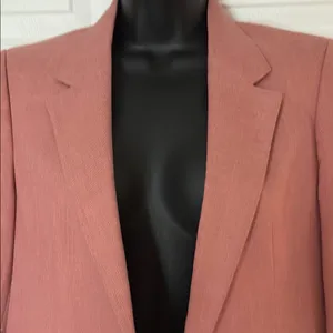 Jos. A. Bank Sophisticated Pink linen Blazer with Notched Lapel and Relaxed Fit thumbnail 5