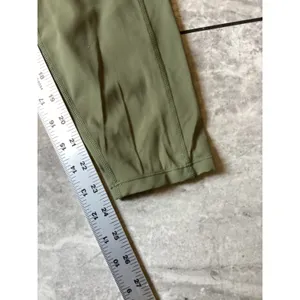 Halara NWOT Women Olive Green High Waisted 7/8 Active Leggings Pockets Size L thumbnail 6