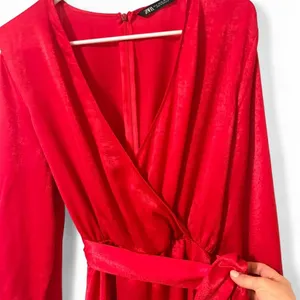 Zara Red Velvet Wrap Romper with Tie Waist Sz XL thumbnail 3