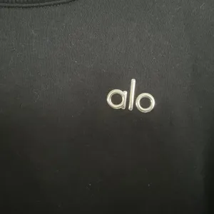 Alo Yoga Accolade Crew Neck Pullover Black S thumbnail 4