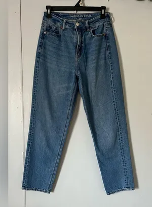 American Eagle Outfitters Women's Straight Leg Blue Jeans thumbnail 1