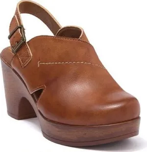 b.o.c. Born Concept Cecila Platform Clogs Brown Slingback Heels Size 9M thumbnail 1