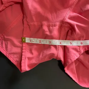 LULULEMON Track That Running Shorts Lip Gloss Women’s Sz 4 EUC thumbnail 6