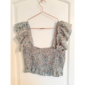 Lulus Crop Top Womens XL Flourishing‎ Fields Sage Green Floral Smocked Ruffle thumbnail 8