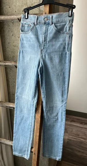 Express Jeans thumbnail 1