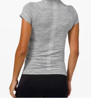 Lululemon Swiftly tech 2.0 short sleeve size 8 thumbnail 2