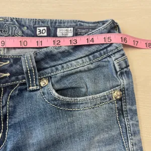 Miss Me Women Size‎ 30 Boot Cut distressed Blue Denim Jeans Western thumbnail 9