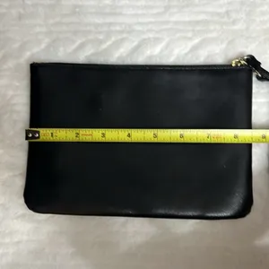 Victoria’s Secret Sequence Accessories‎ MakeUp Bag thumbnail 11