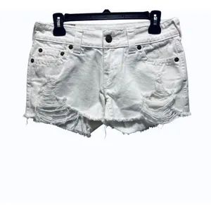 True Religion Keira White Low Rise Denim Shorts Size 27 thumbnail 3