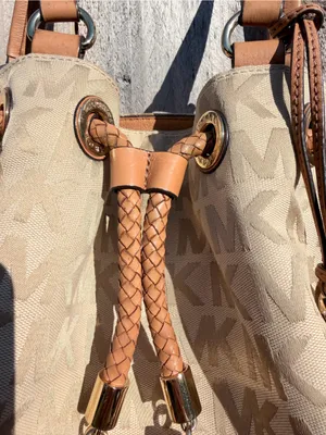 Michael Kors jet set gathered Beige Tan MK Logo Drawstring tote Shoulder Bag thumbnail 3
