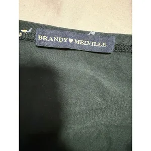 Brandy Melville Dark Forest Green Floral Amara Crop Top‎ White Flowers thumbnail 4