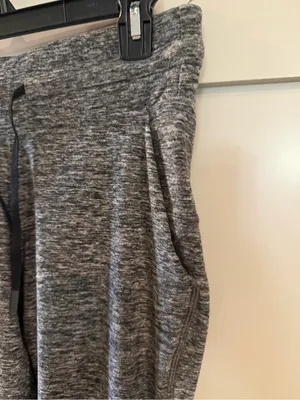 Lululemon Ready to Rulu Jogger Crop W6BEWS Women’s Size 6 Heather Black! thumbnail 9
