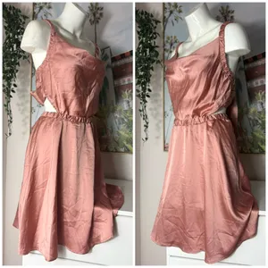 ASOS Design Blush Mauve Pink Satin Mini Dress 14 XL Cut Out Bow Back Skater thumbnail 7