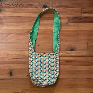 Kavu Canvas Tan Apple Print Shoulder Bag Tote 7x10x3 in thumbnail 3