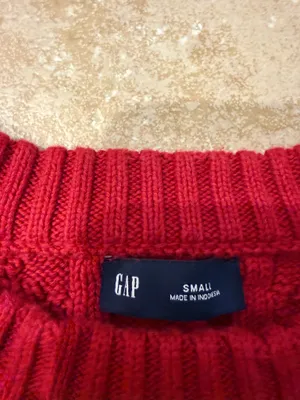 Gap Women’s Sweater thumbnail 3