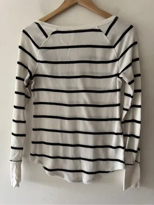 PINK‎ Victoria’s Secret Black and White Waffle Thermal Knit Long Sleeve thumbnail 3