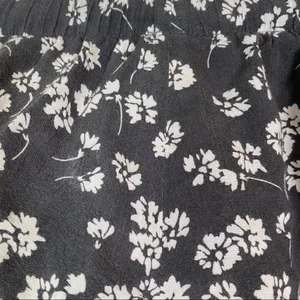 LLD Grey & White Floral High Rise Booty Lounge Shorts thumbnail 3