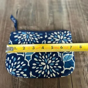 Vera Bradley Blue and White Floral Change Purse thumbnail 5