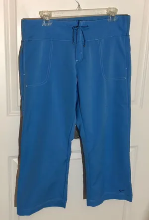 Nike Wide Leg Capri Pants Large Activewear Workout thumbnail 1
