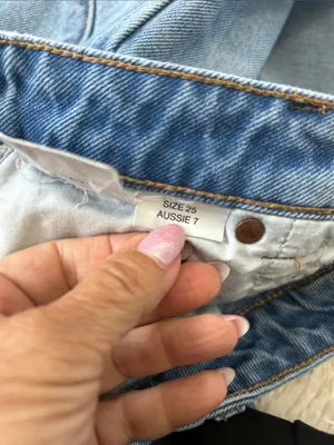Rolla’s Eastcoast Crop High Rise Flare Jeans thumbnail 11