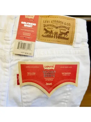 Levi's White Girlfriend Shorty Denim Shorts Girl's Size 6x thumbnail 3