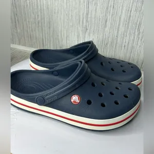 Crocs Unisex Navy Blue With Red & White Trim Clog Women’s Size 8 men’s Sz 6 thumbnail 3