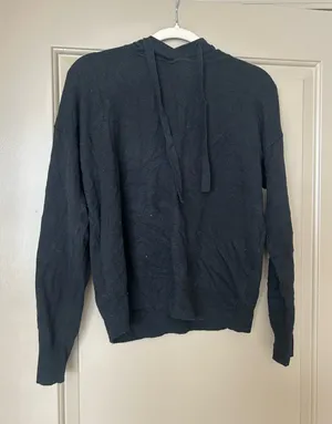 Gap Cashsoft Medium black hoodie  thumbnail 1
