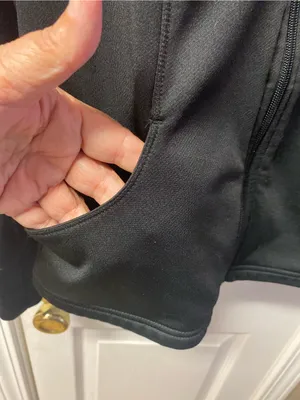 Women's Black Full thumbnail 2
