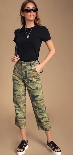 Free People We The Free Remy Camo Cropped Jeans NWT Sz 24 Camouflage thumbnail 1
