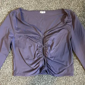 Garage Purple fitting top thumbnail 1