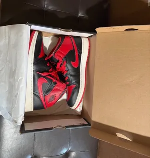Air Jordan Nike 1 Mid GS black /fire red- white 6.5 youth thumbnail 11