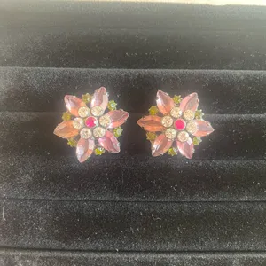 Vintage Avon Flower Earrings Pink thumbnail 3