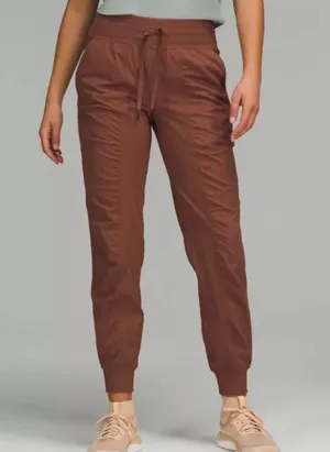 Lululemon thumbnail 1