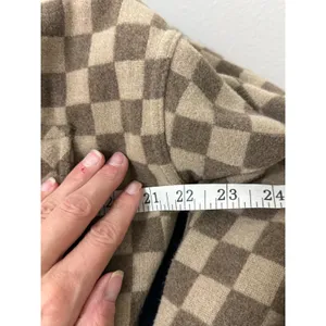 Beautiful Women’s Fornia Shacket Size S/M thumbnail 6