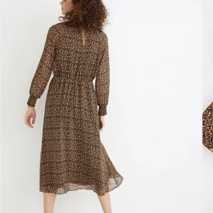 MADEWELL (Re)sourced Georgette Smocked-Neck Midi Dress‎ Folktale Paisley Black M thumbnail 2