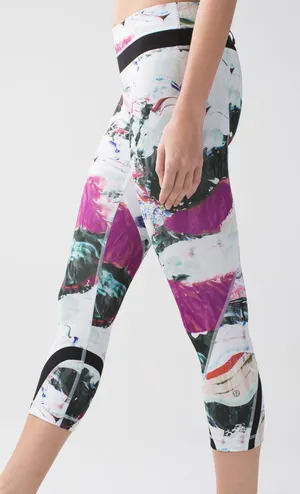 Lululemon Run Inspire Crop II Black Pigment Wave Athletic Leggings Size 12 thumbnail 1