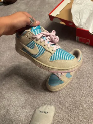 Nike Dunk Low Women’s thumbnail 2