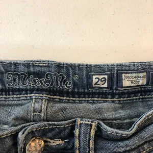 Miss Me Womens Jeans JE5014B40X Boot Cut Embellished Embroidered Flap Pockets 29 thumbnail 6