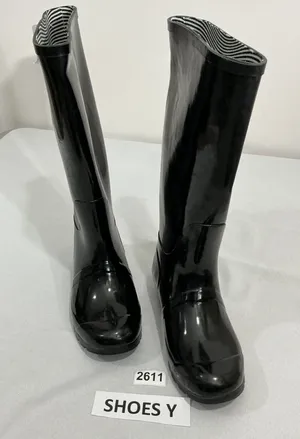 Womans Target Black Size 7 Tall Rubber Rain Boots NWT thumbnail 1